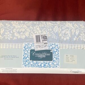 Lands' End Cream and Blue Damask TWIn FLAT Sheet